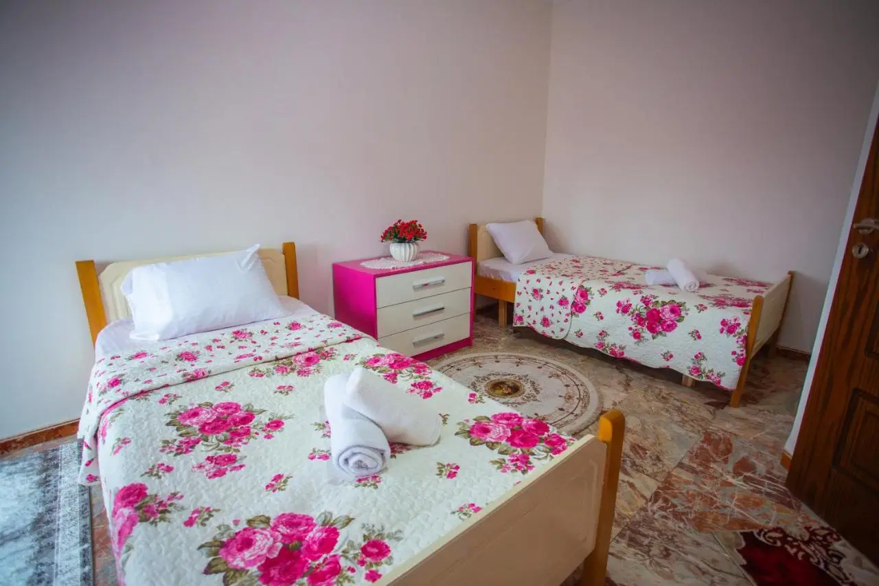 Klevi Apartment