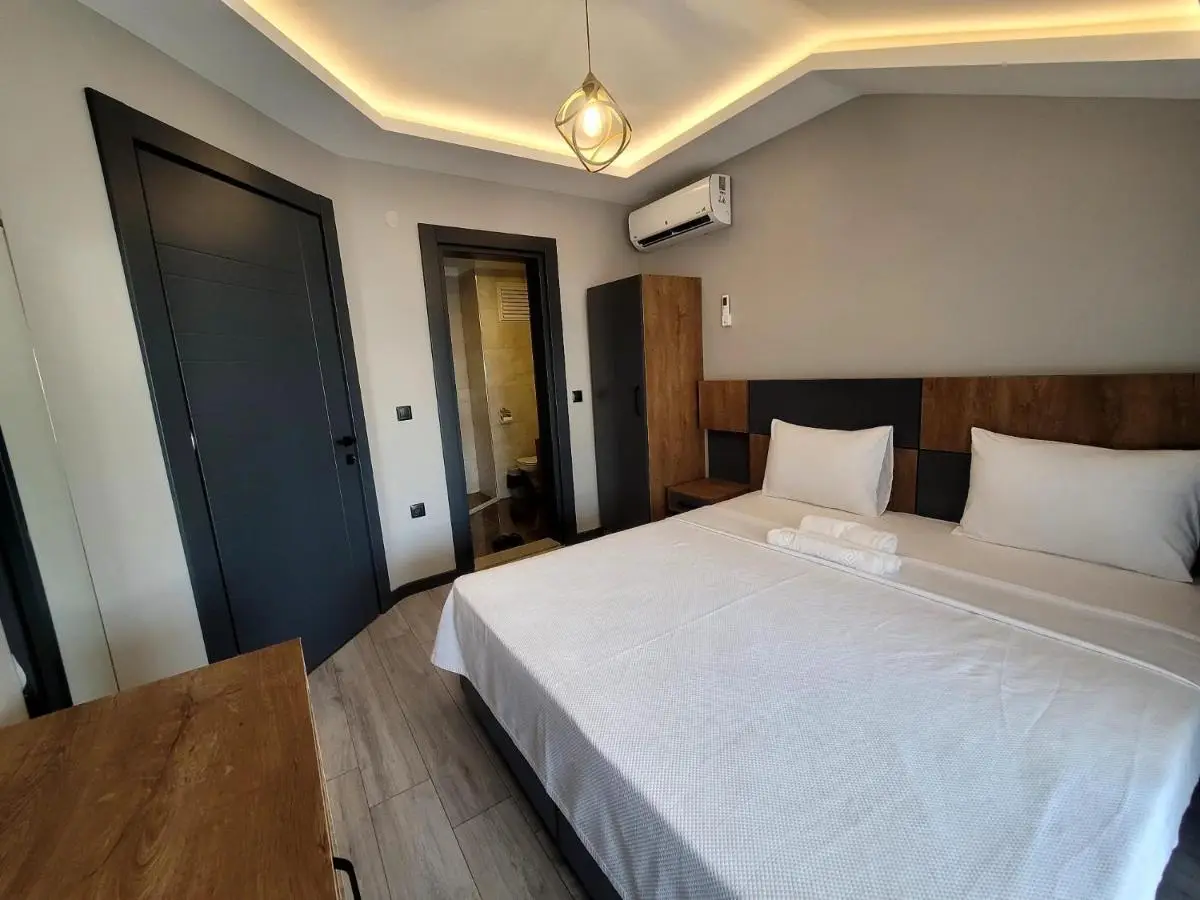 Levent Apart