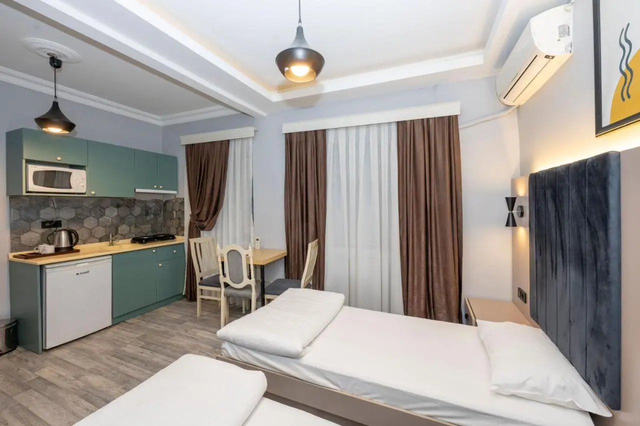 Cirrus Suites