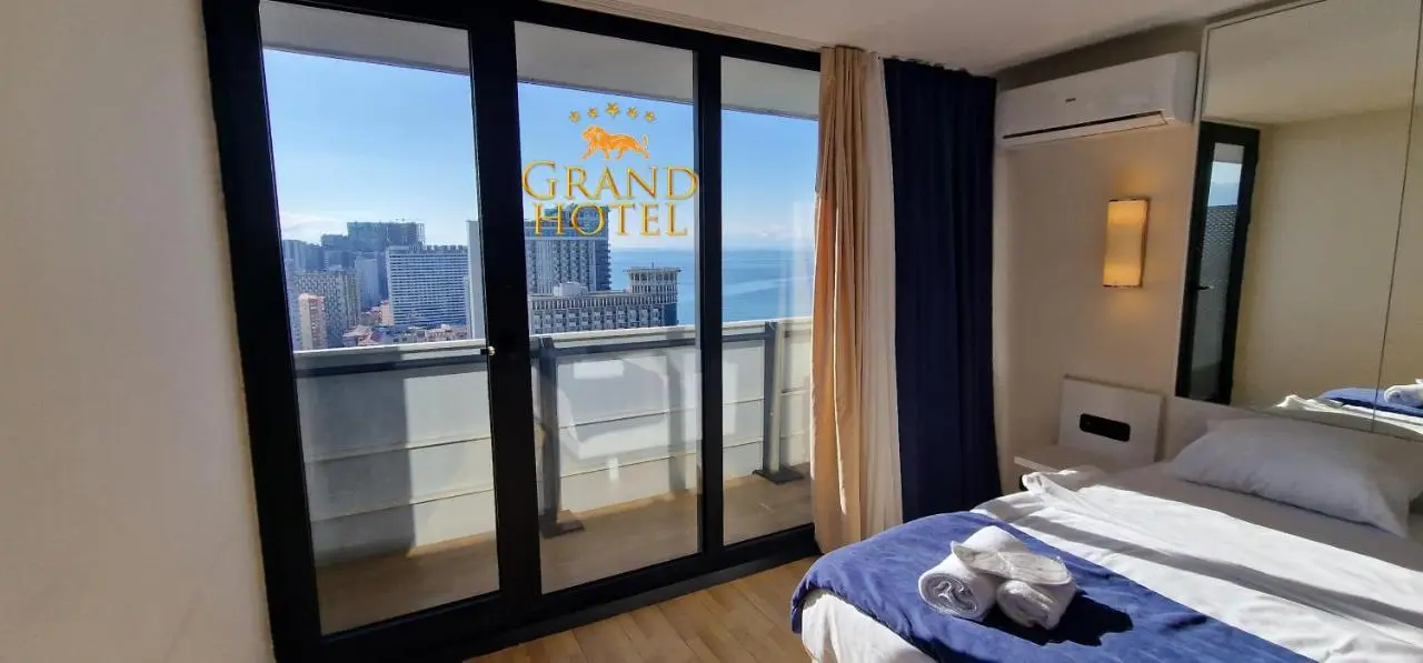 GRAND HOTEL ☆ ORBI CITY