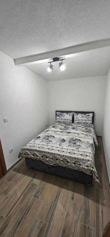 Green Oasis Apartment