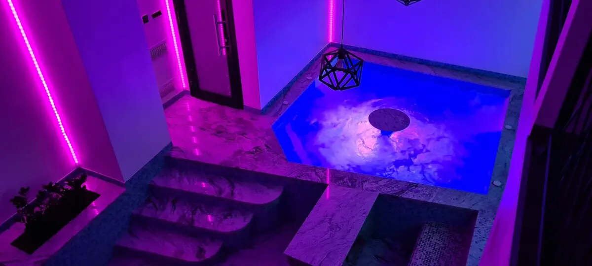 Luxury apartment with sauna and pool