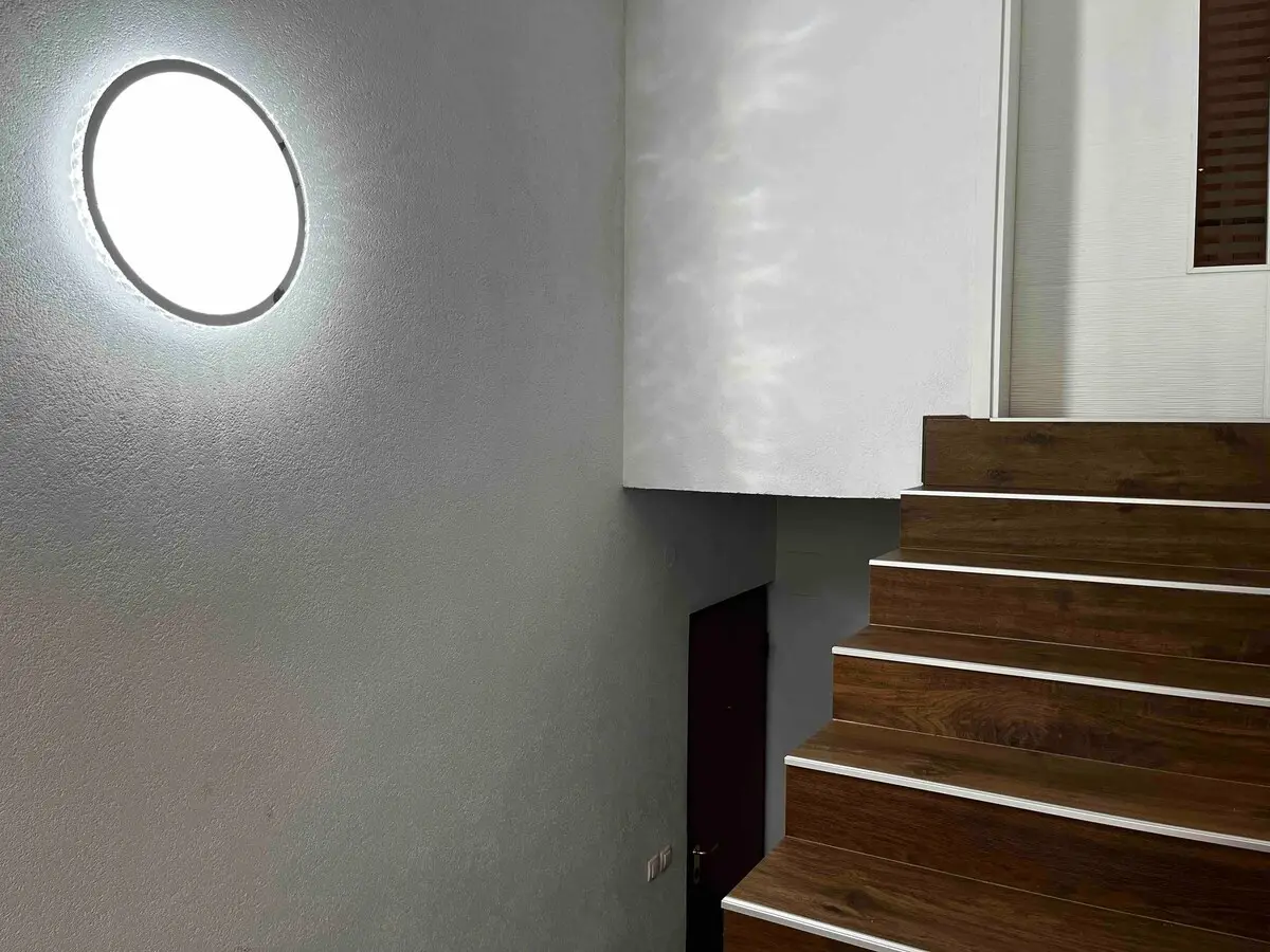 Big room(2beds), balcony,Wi-Fi & parking