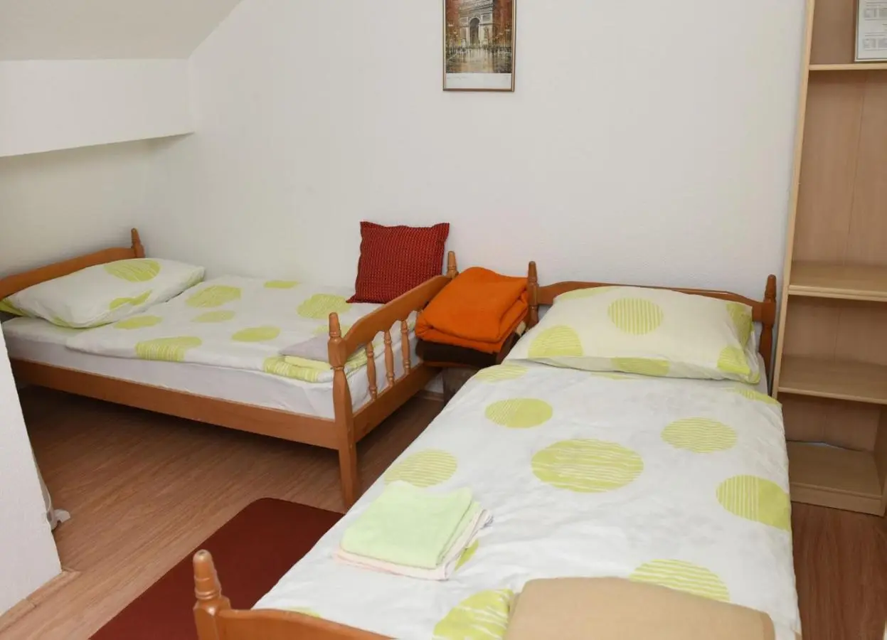 Guesthouse Ema