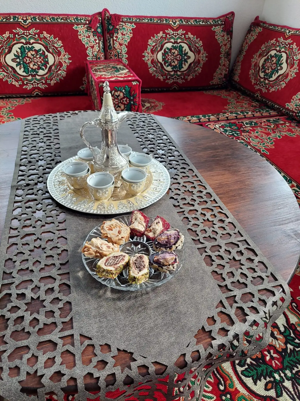 Bosnian house Emina