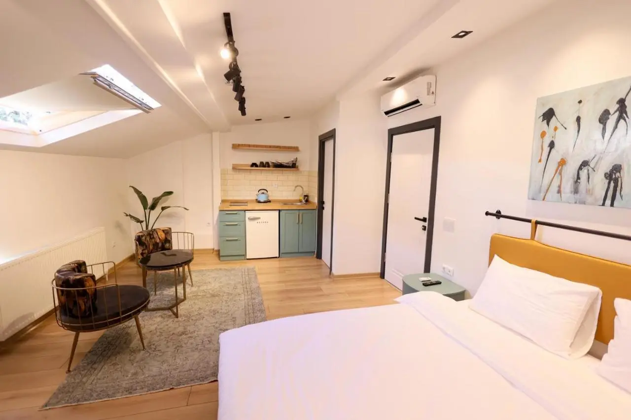 Evra Suites Hotel
