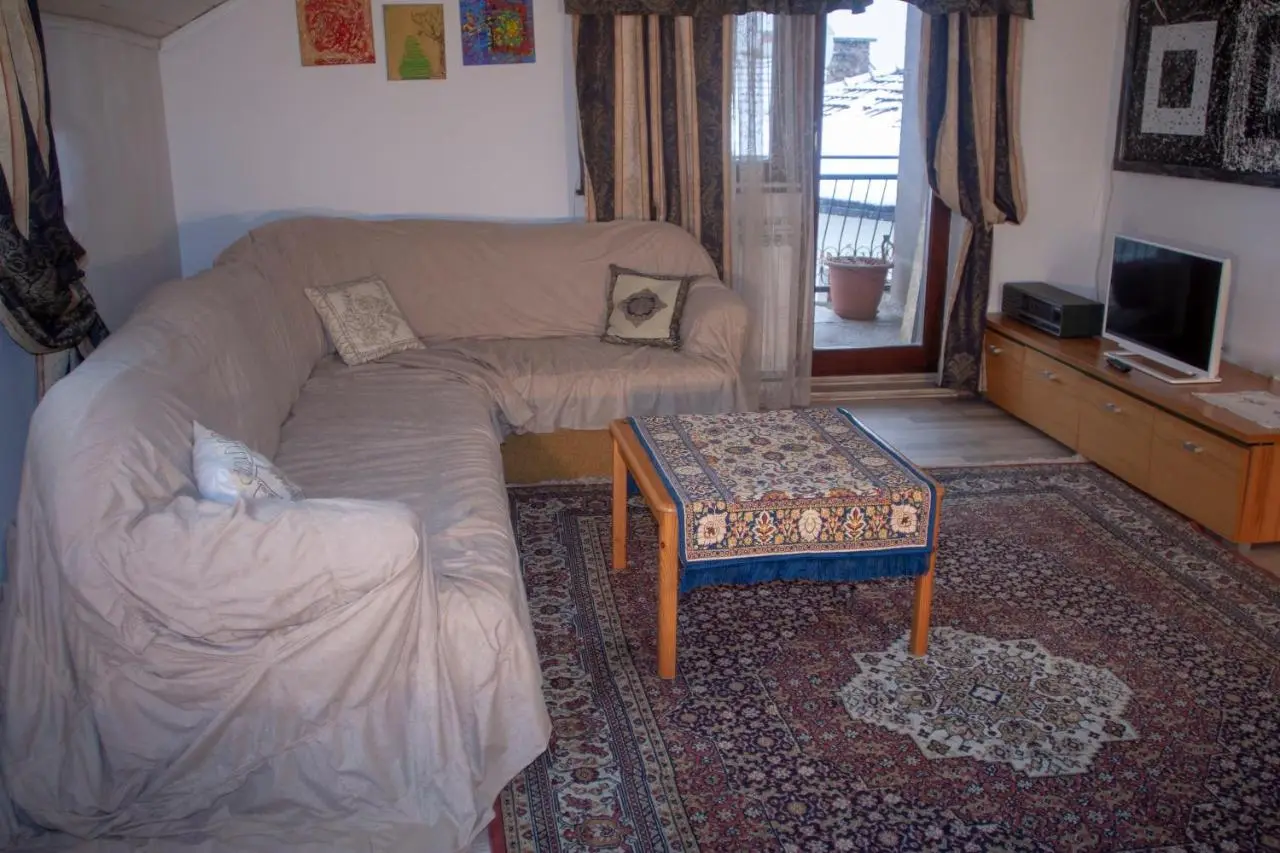 Guest House Fena