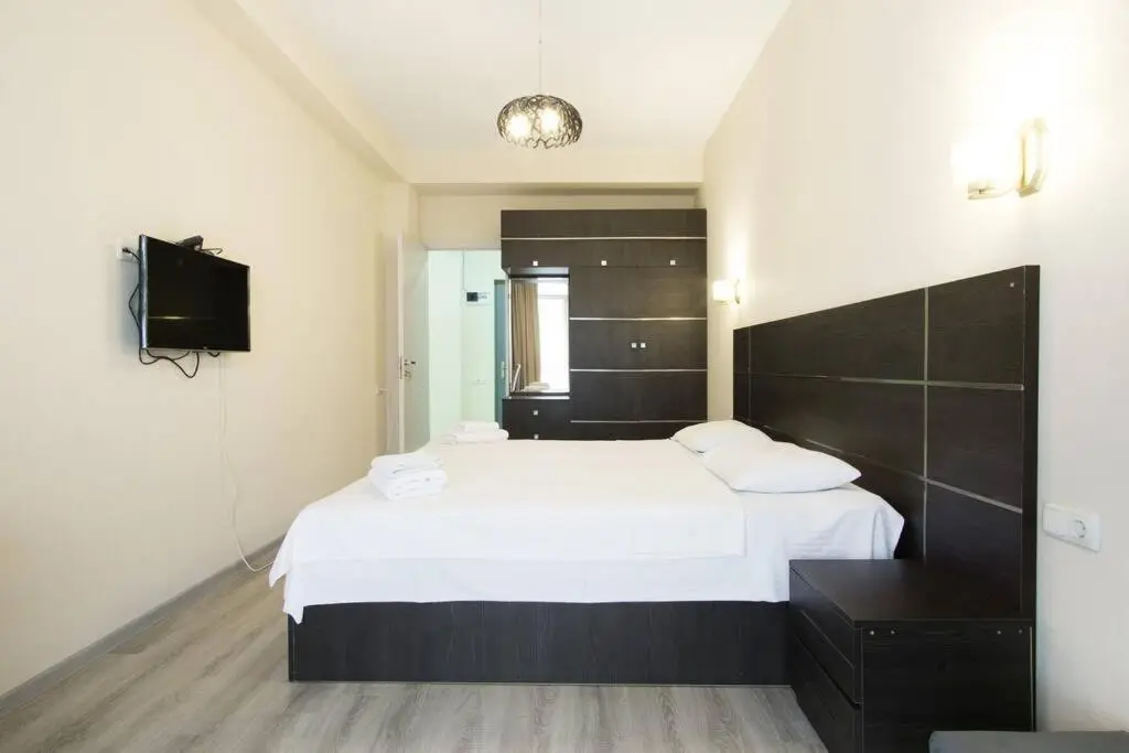 Heart of Ortachala- 2Bedrooms with open view