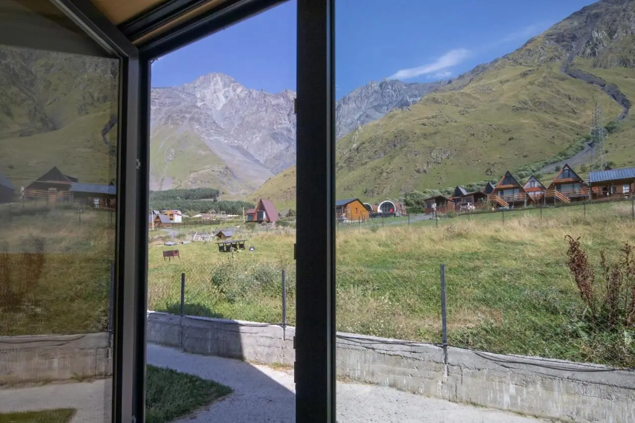 Kazbegi Targmani Cottages