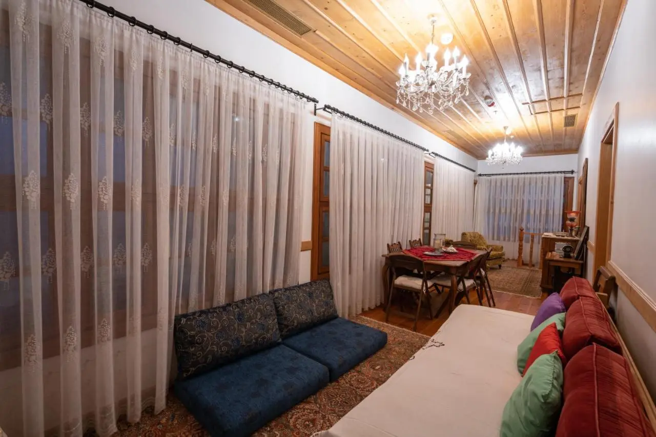 Cedrus Hotel