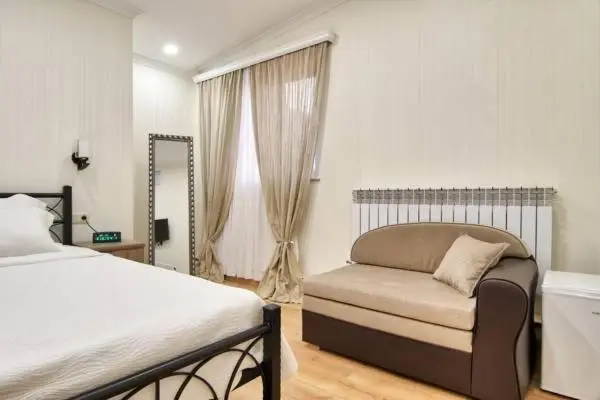 Q&B Boutique House
