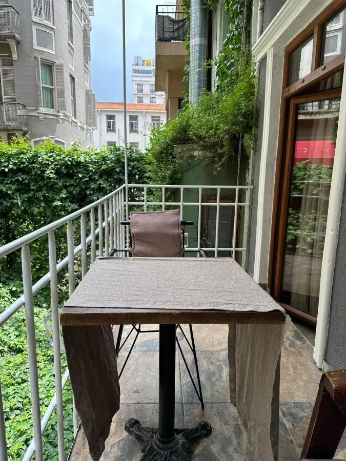 Ada Life Hotel