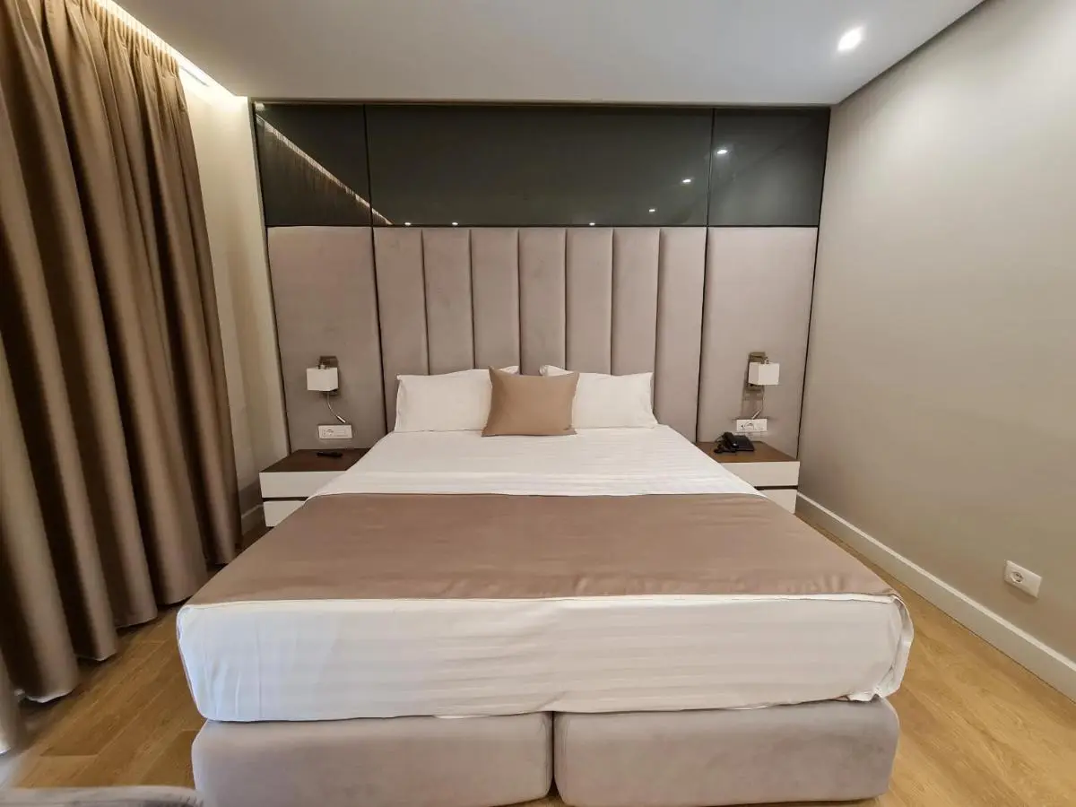 Hotel Aross