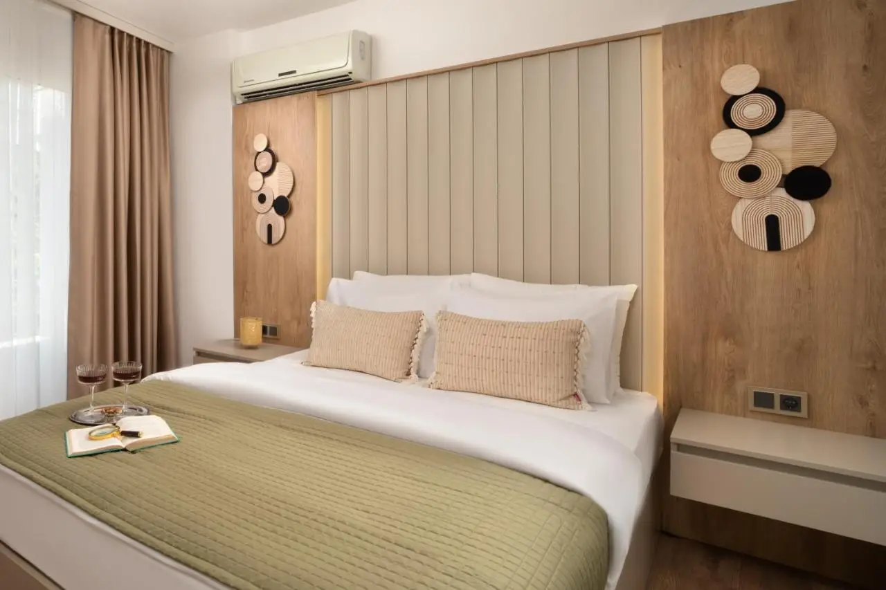 Marmada Suites