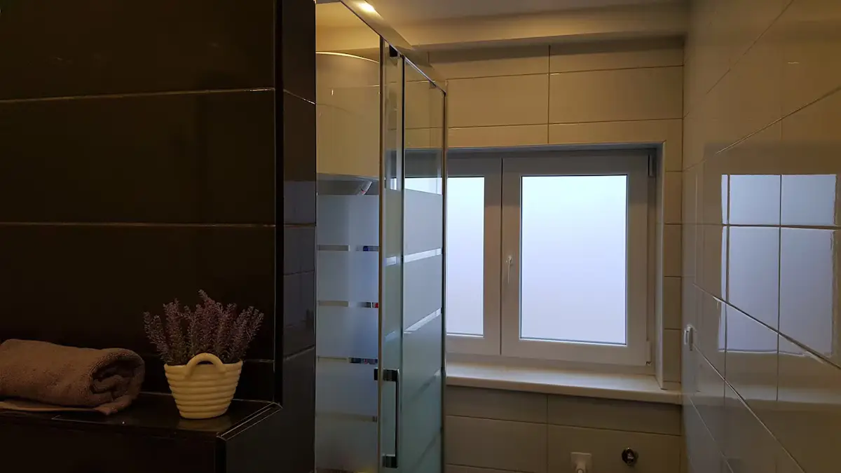 Charming rooftop apartment, EXCELLENT LOCATION