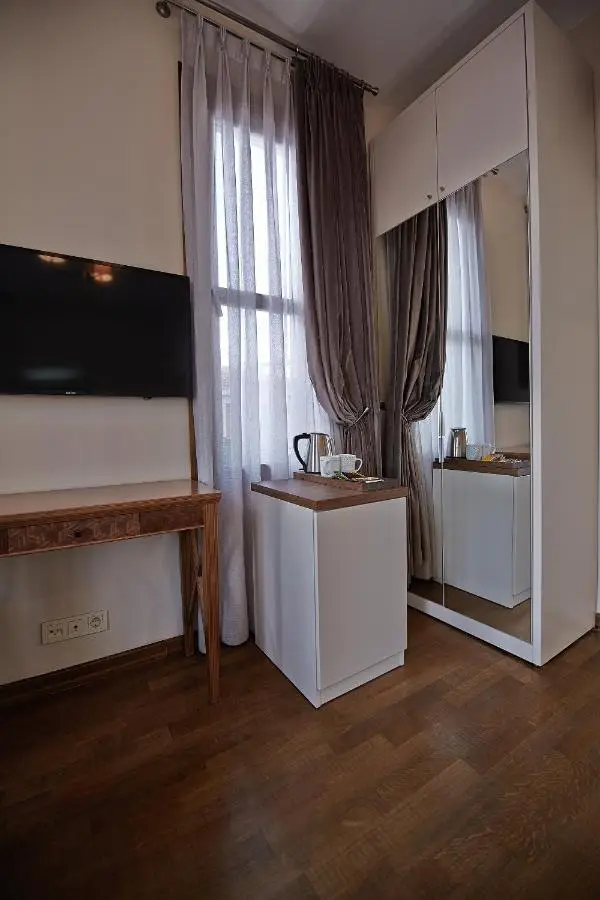 Arart Hotel