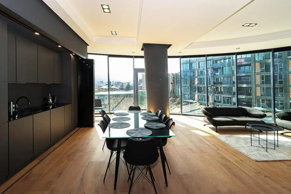 Luxurious 2BR Apartment at King David - By Wehost