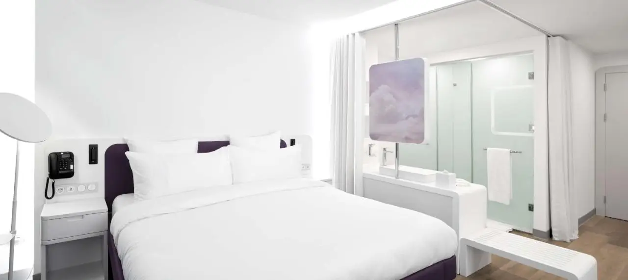 YOTELAIR Istanbul Airport, Duty free - International Transit area