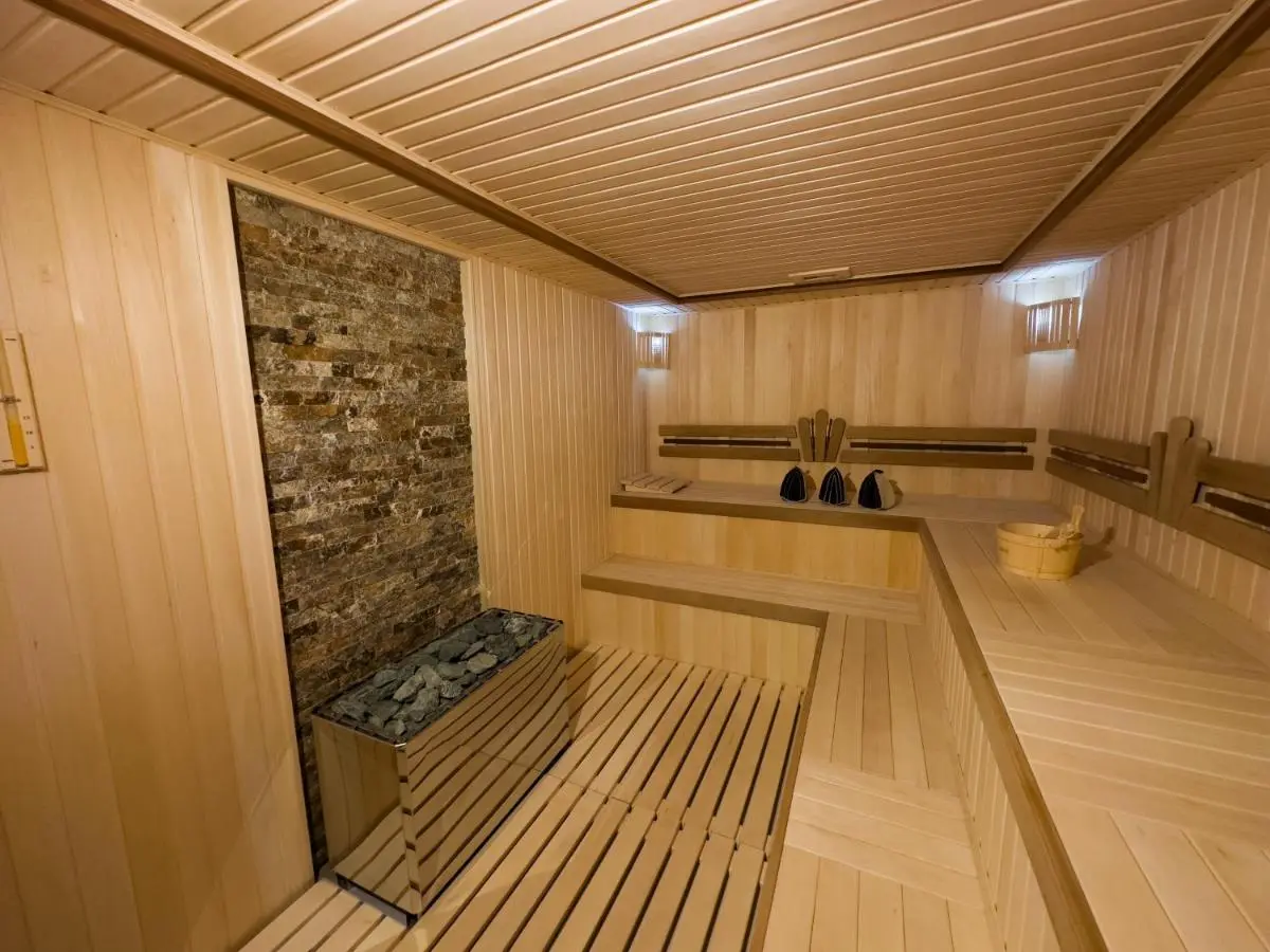 Leon Hotel Spa Ganja