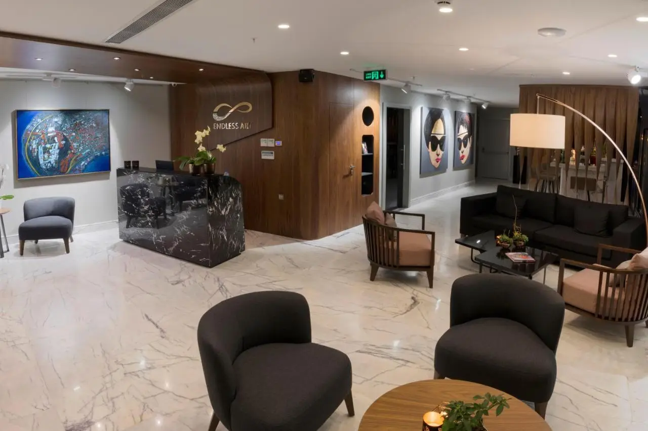 Endless Art Hotel-Special Category