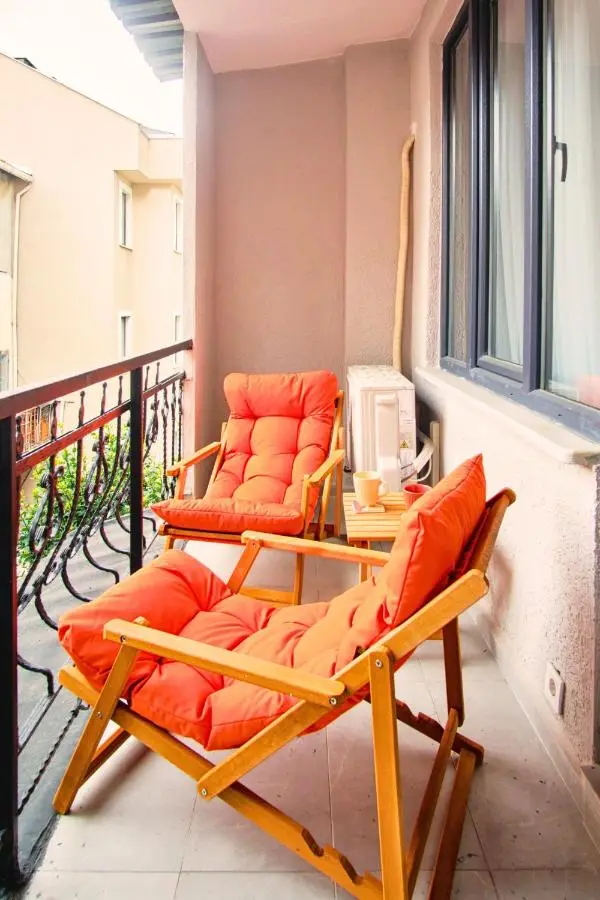 TAKS-INN Hotel