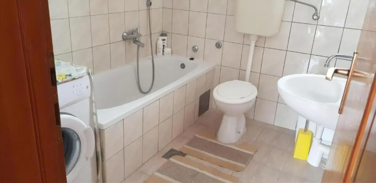 Cheap house near the center of the city