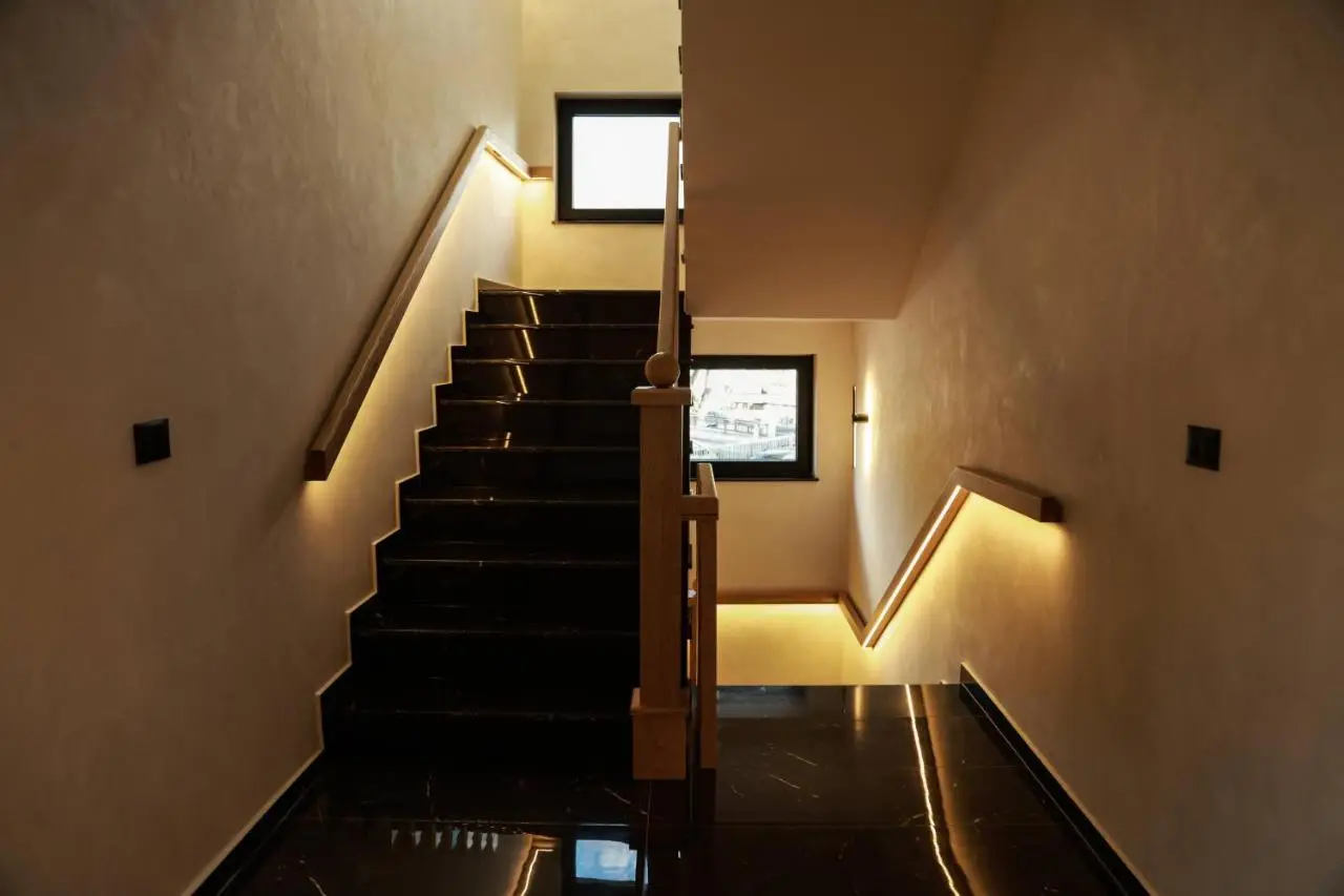BAZ'HUR Boutique Hotel