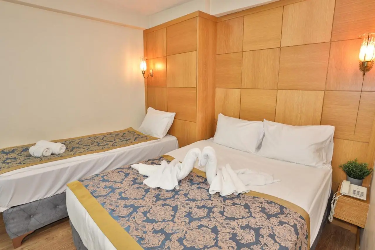 Cumbali Plaza Hotel