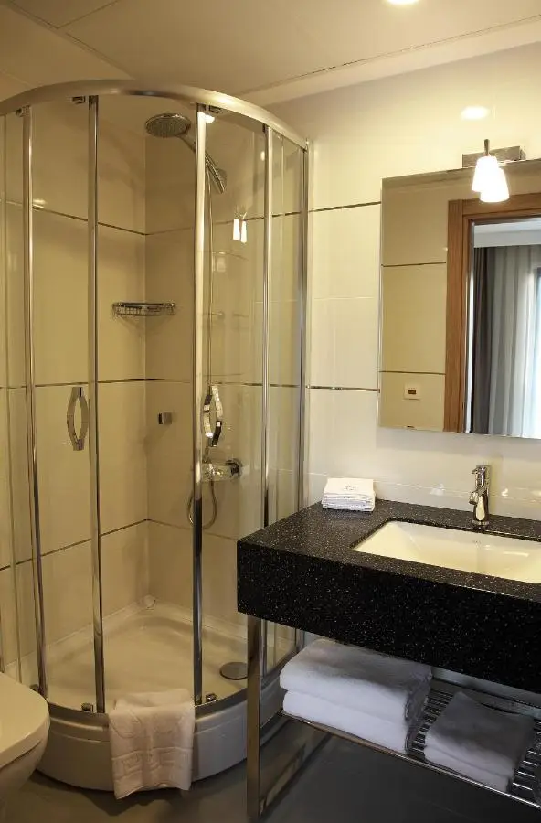 Tuzla Town Hotel