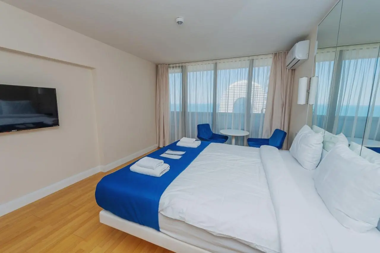 ApartHotel in Orbi City Sea View