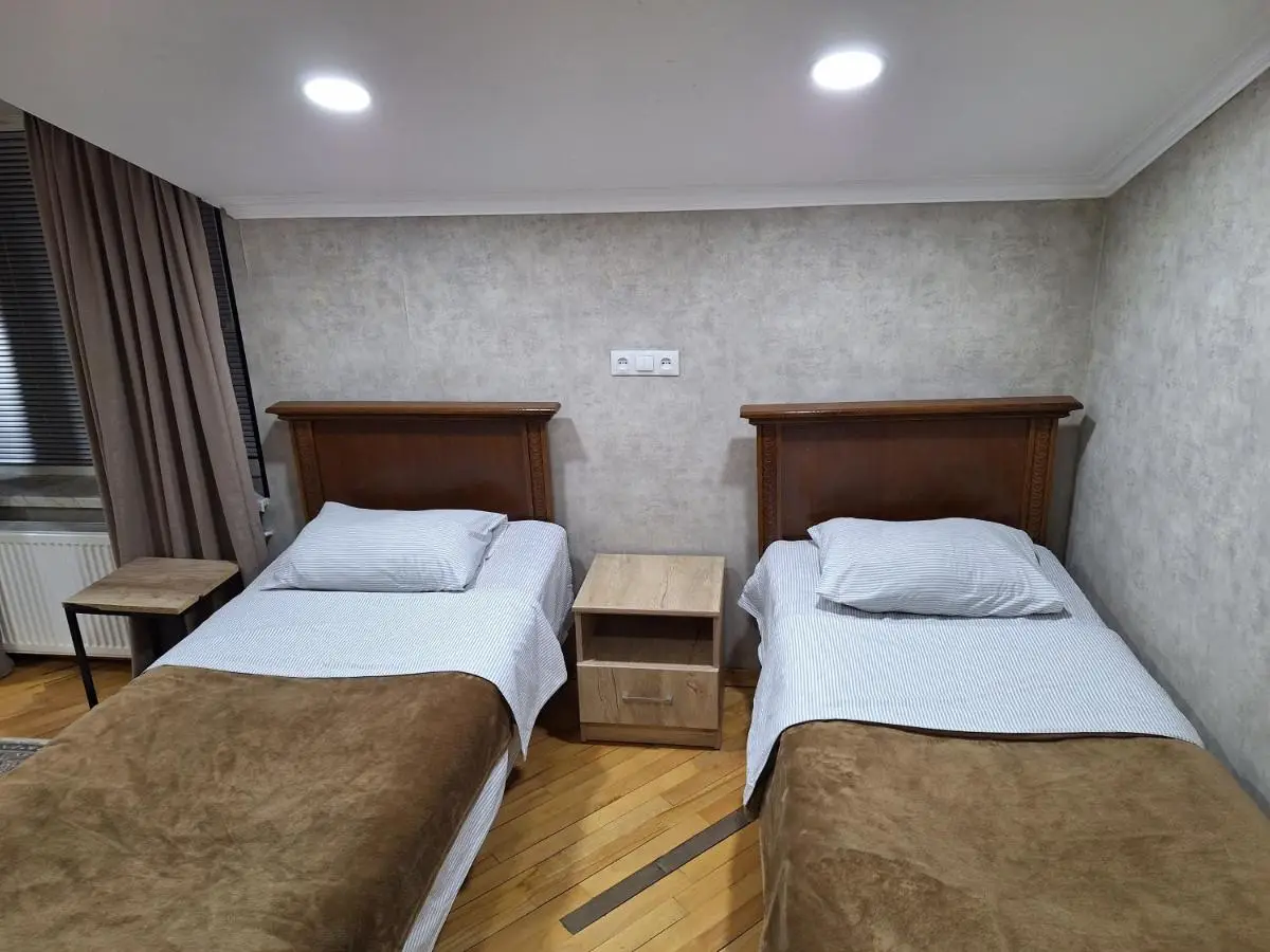 GUEST HOUSE 15A