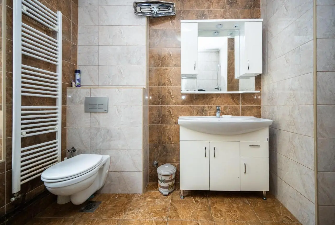 Spacious & Modern Apartment in the City Centre
