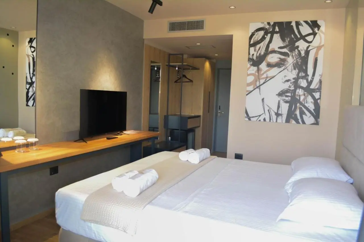 Azura Ksamil Hotel