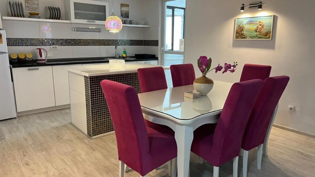 Lilikoi Apartment