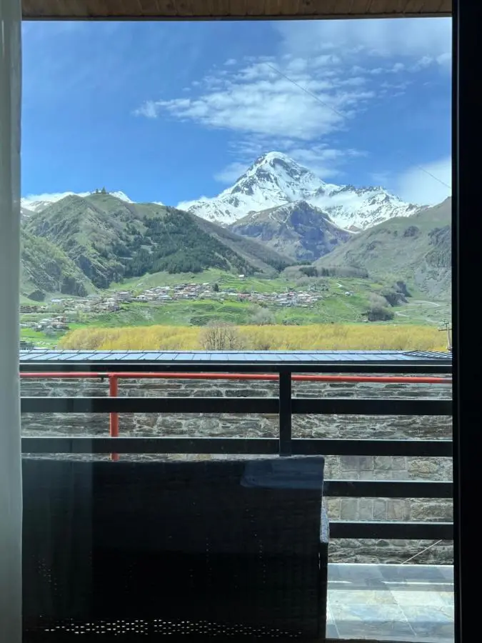 Old District View Hotel kazbegi