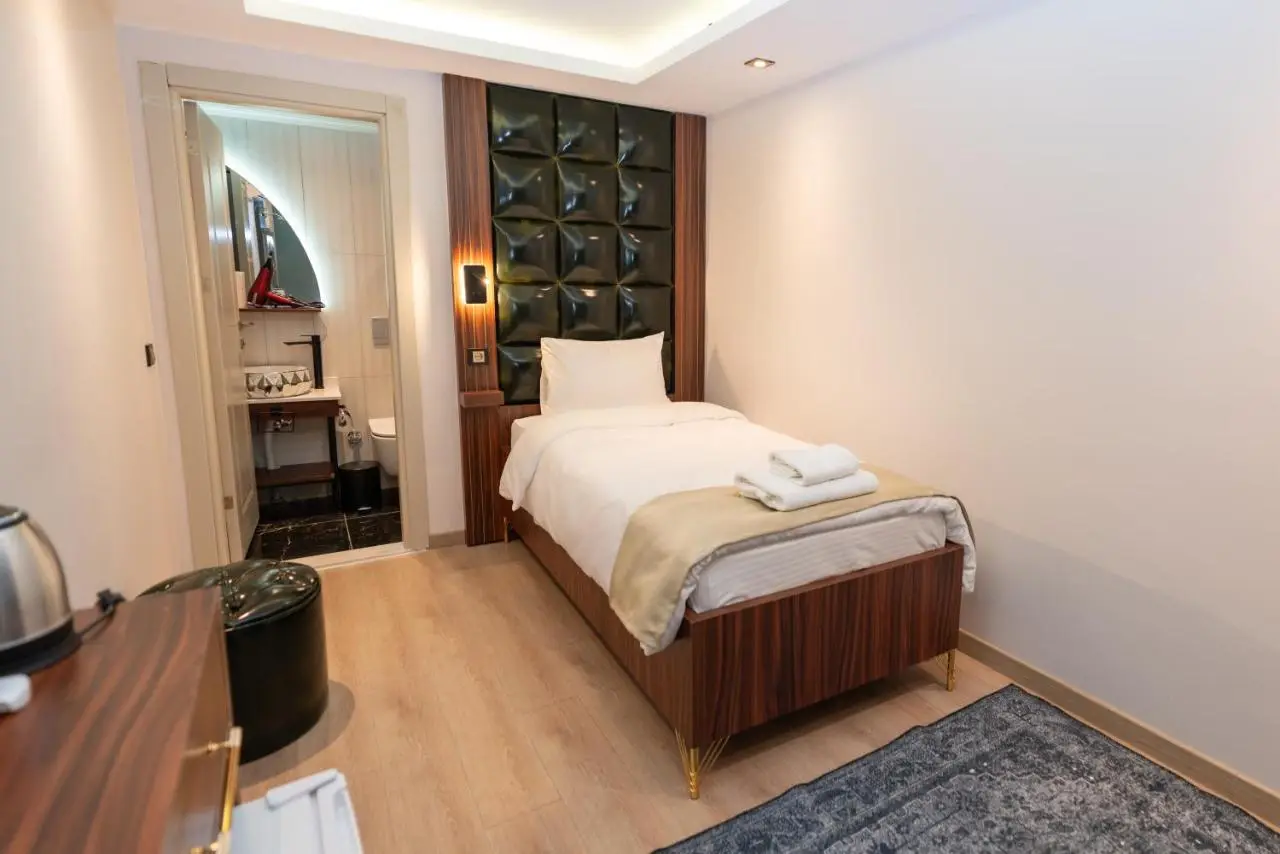 THE MUA LUXURY HOMEs