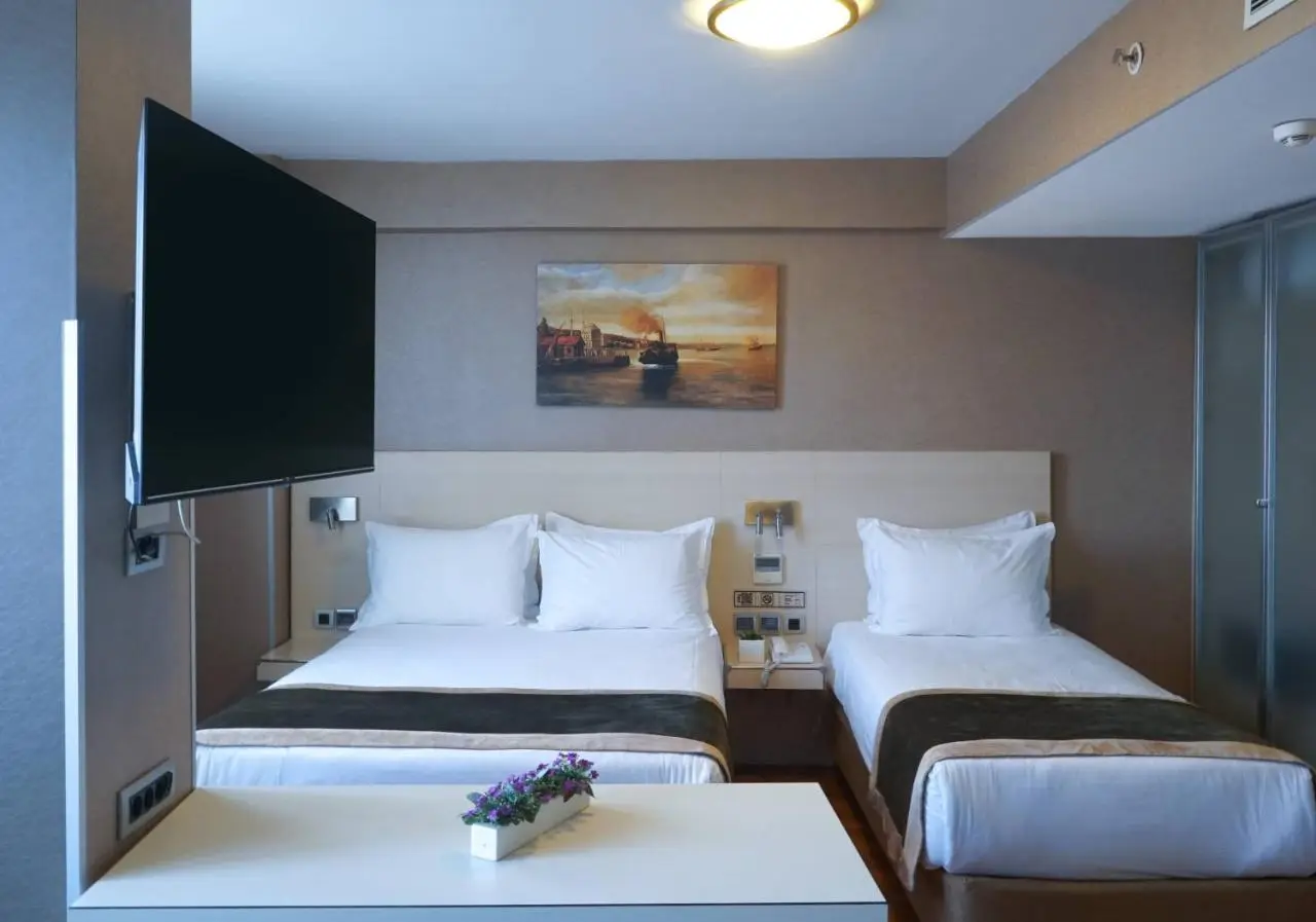 Hotel Troya