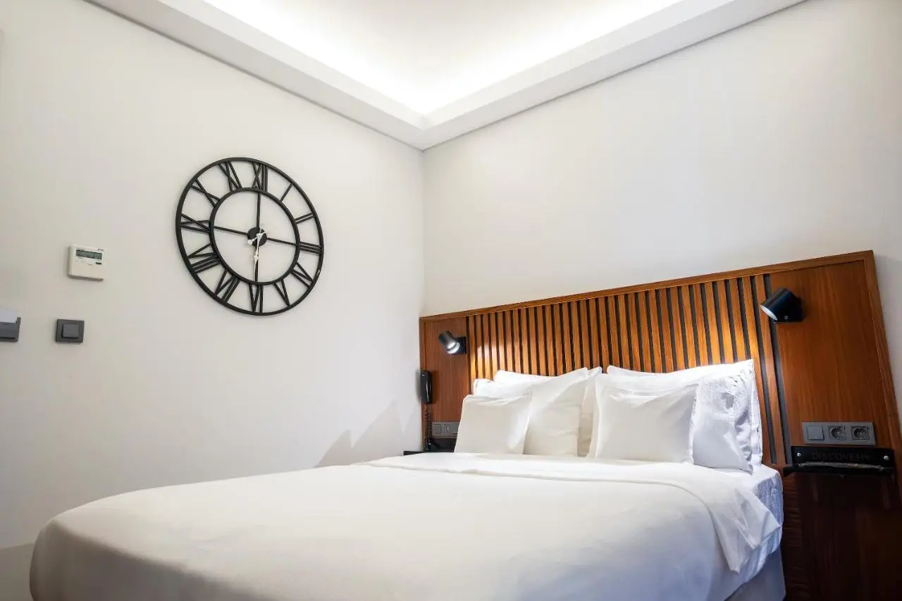 Discovery Hotel