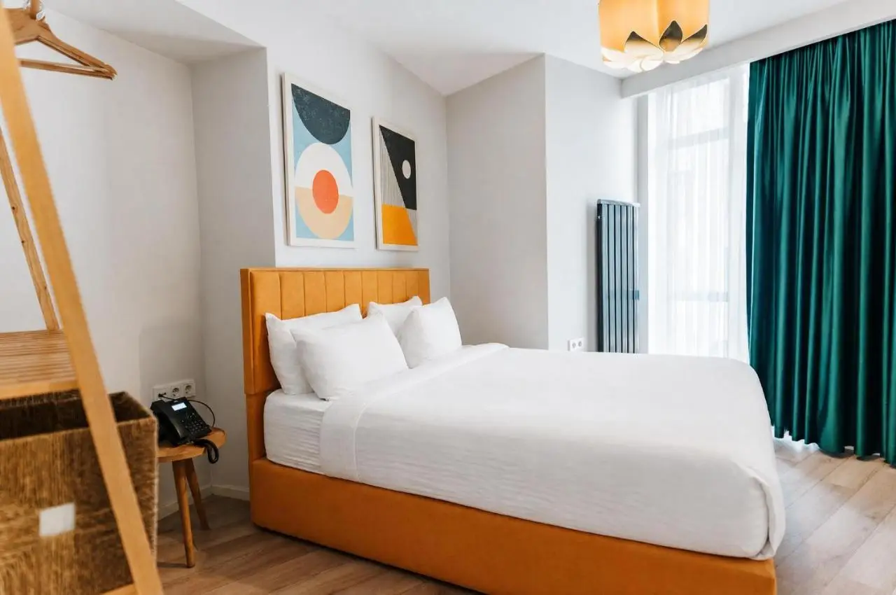 Bird Nest Suites