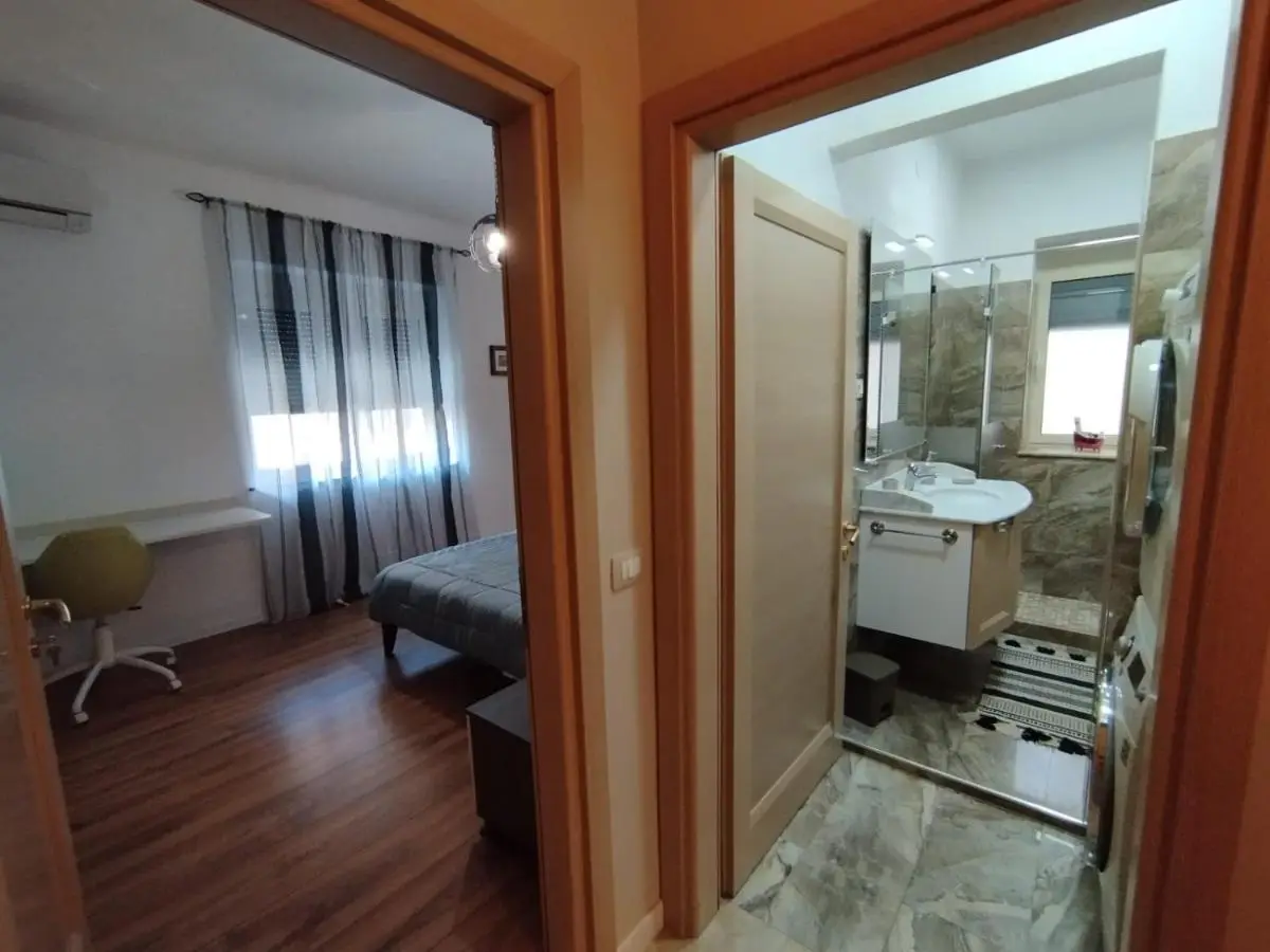 Art Gallery Apartments Tirana 1