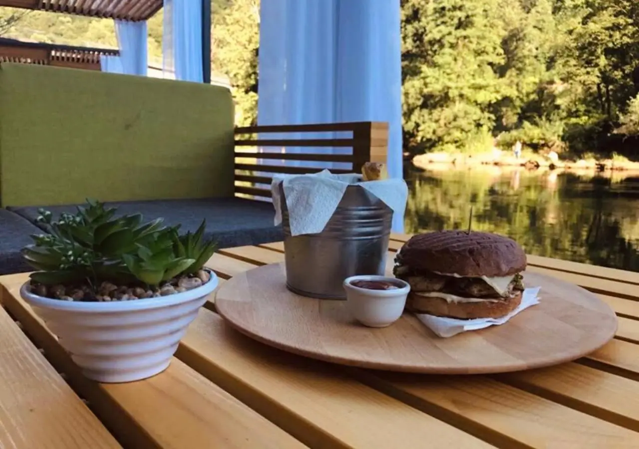 Hotel Tazz - River Front Oasis Collection