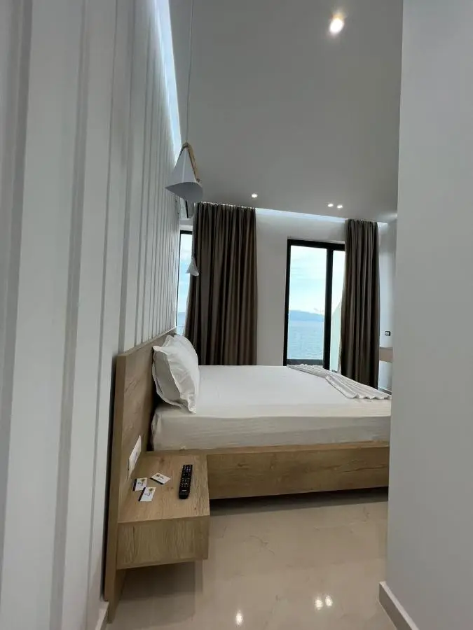 Villa Xhefri 2