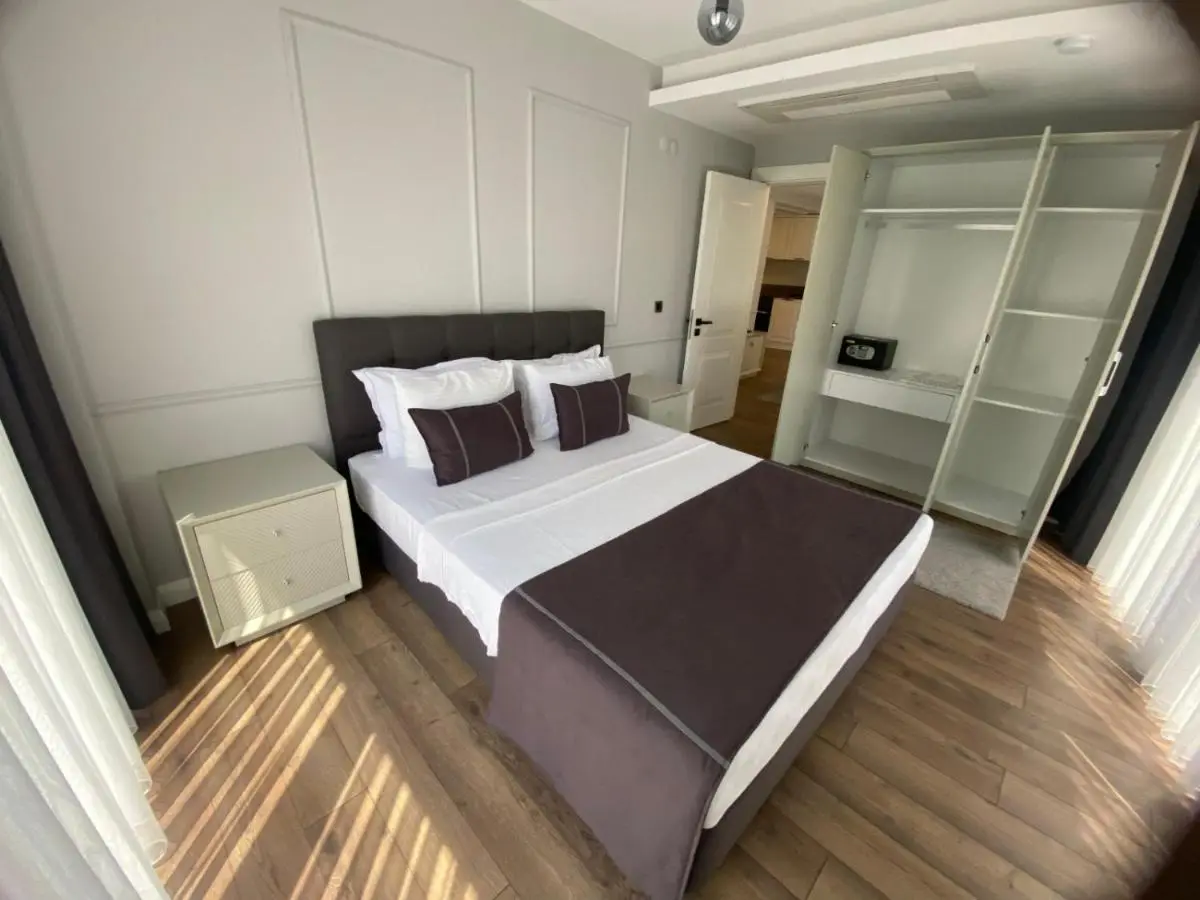Myway Deluxe Hotel