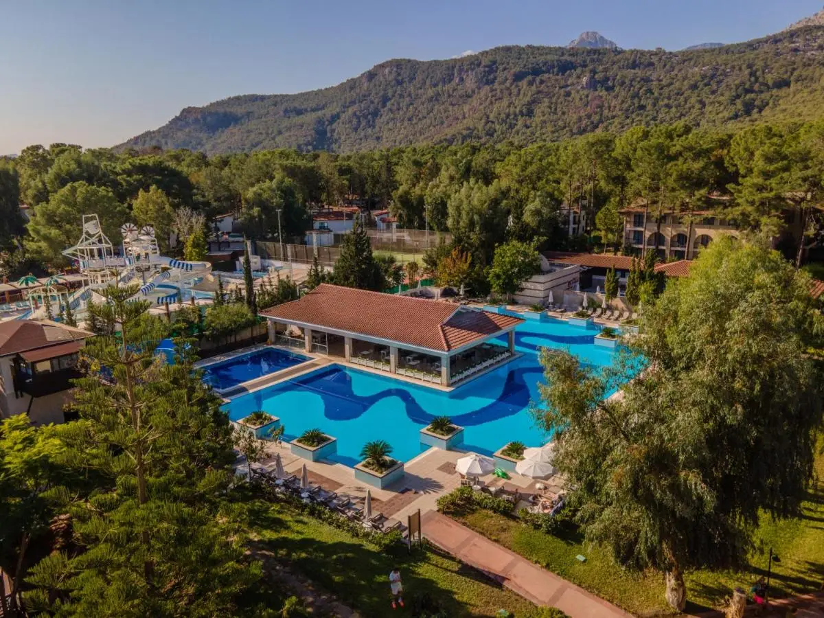 Champion Holiday Village