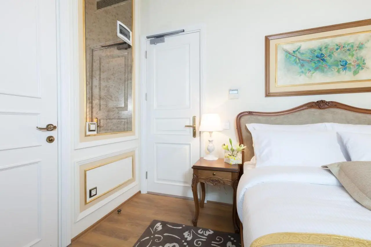 Hotel Pera Parma