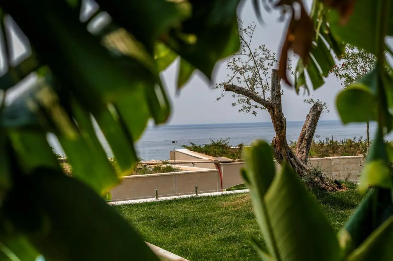 Drymades Inn Resort