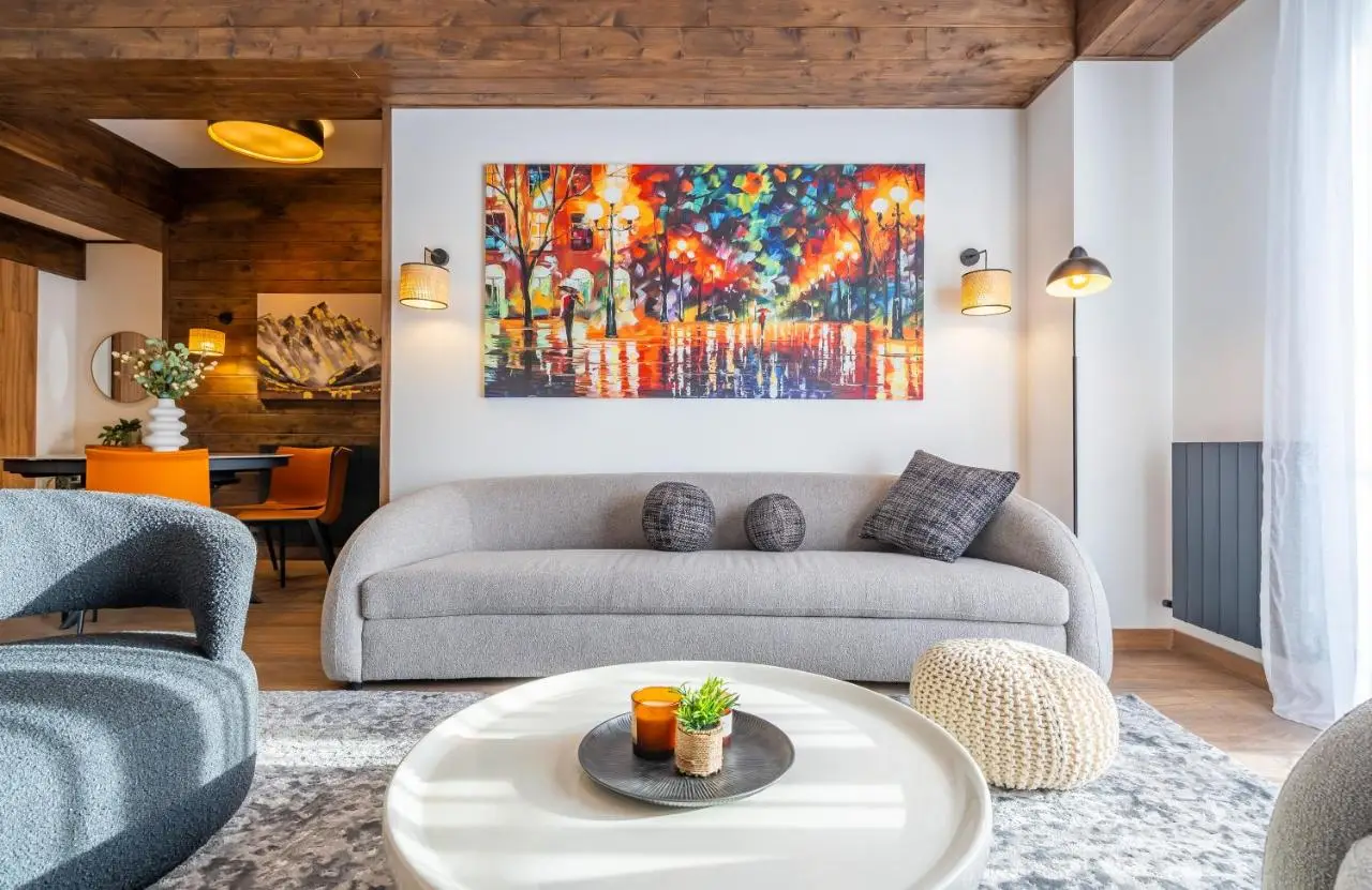 NEO Skyview Suites