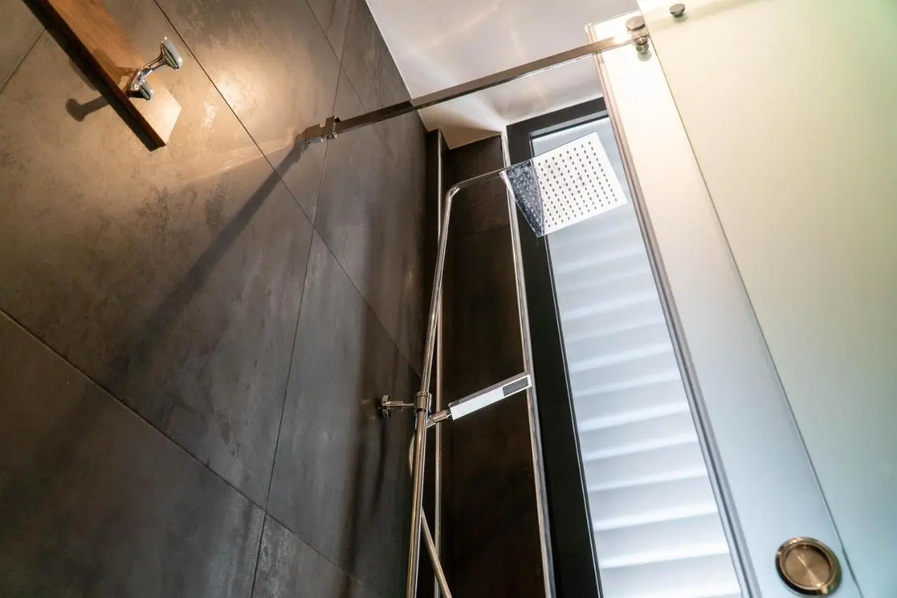 Signature apartment 12