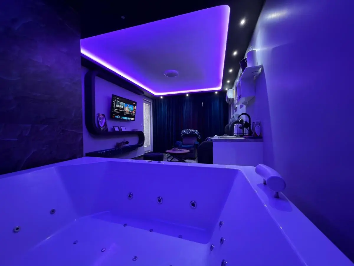 Apartman S&V 3 Istocno Sarajevo Lukavica sa Jacuzzi i Sauna Lux Spa Hilandarska Centar
