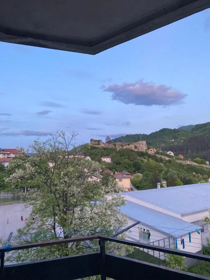Vista Castle